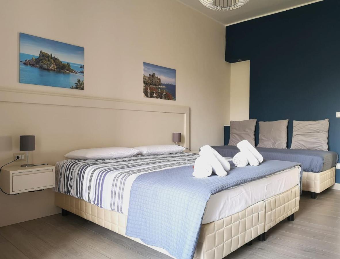 Appartement Il Balcone Di Galatea à Acireale Extérieur photo